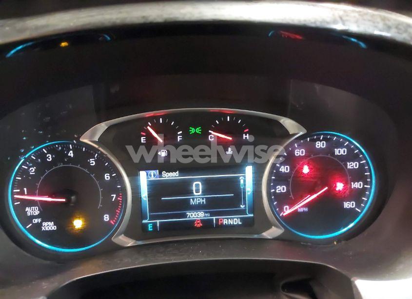 Photo 7 of 2019 Chevrolet Traverse 3LT (VIN 1GNEVHKW6KJ318541)