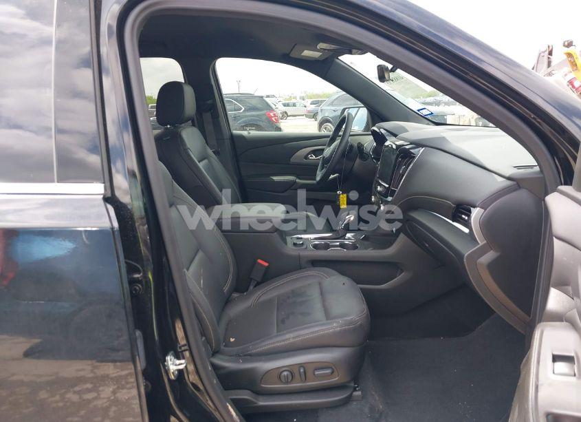 Photo 5 of 2023 Chevrolet Traverse AWD LT LEATHER (VIN 1GNEVHKW6PJ301147)