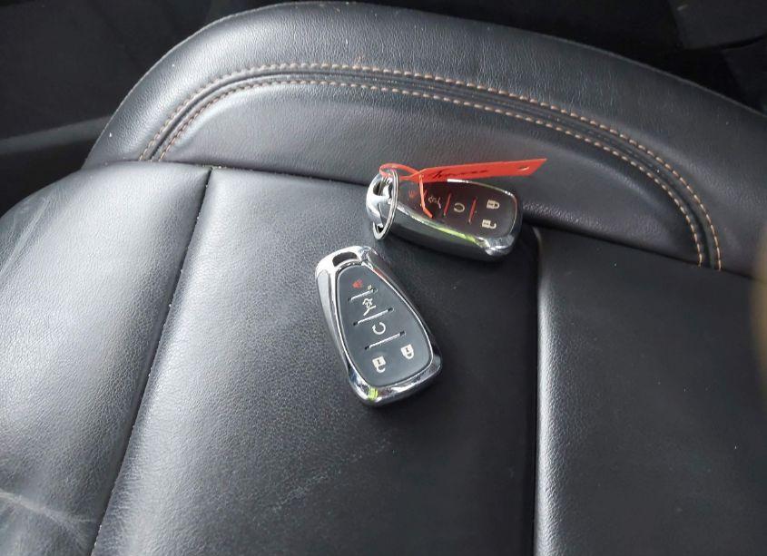 Photo 11 of 2018 Chevrolet Traverse 3LT (VIN 1GNEVHKW7JJ215854)