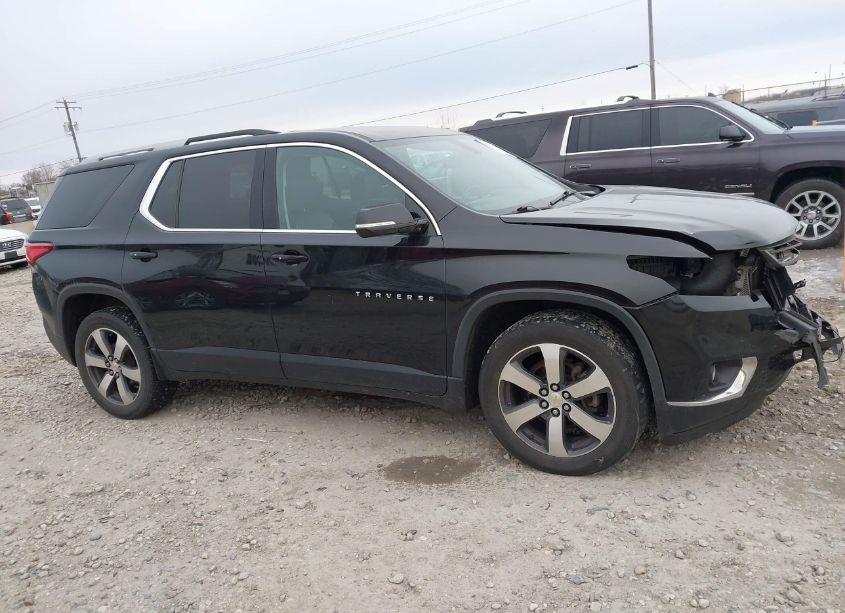 Photo 13 of 2018 Chevrolet Traverse 3LT (VIN 1GNEVHKW7JJ215854)