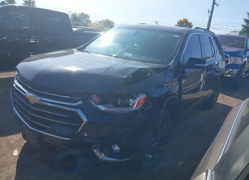 Photo 2 of 2019 Chevrolet Traverse 3LT (VIN 1GNEVHKW7KJ229531)