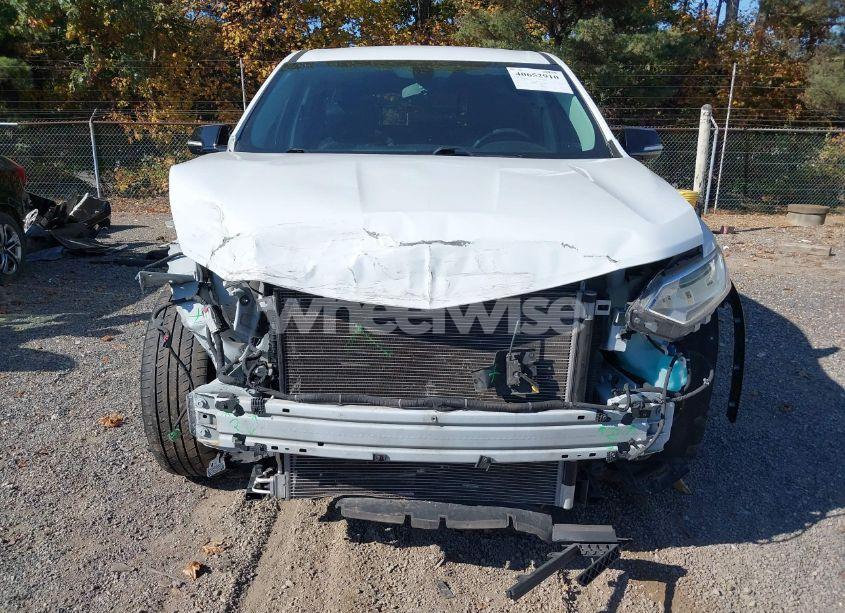 Photo 13 of 2019 Chevrolet Traverse 3LT (VIN 1GNEVHKW7KJ311243)