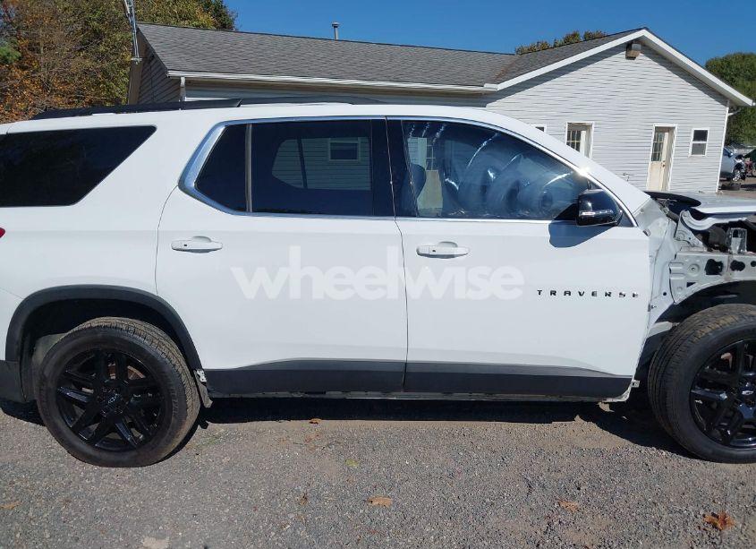 Photo 14 of 2019 Chevrolet Traverse 3LT (VIN 1GNEVHKW7KJ311243)