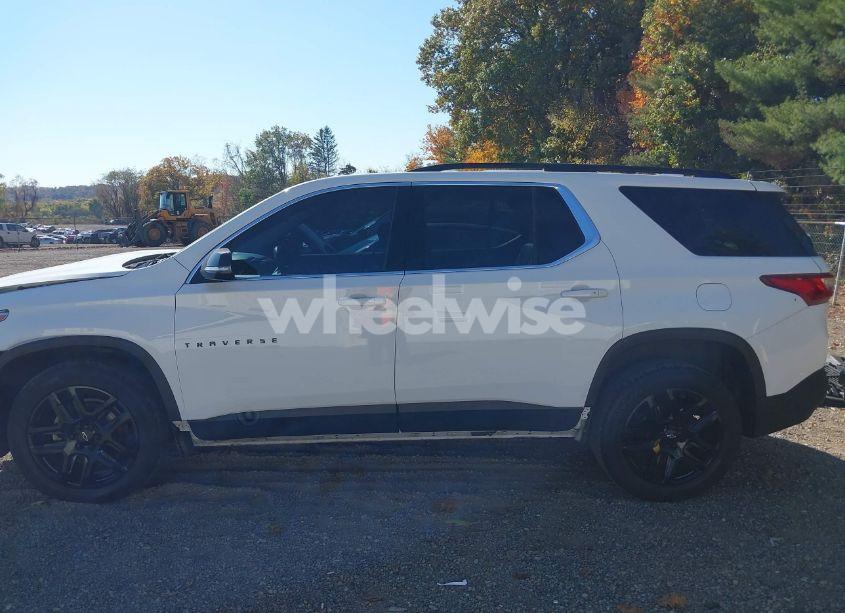 Photo 15 of 2019 Chevrolet Traverse 3LT (VIN 1GNEVHKW7KJ311243)