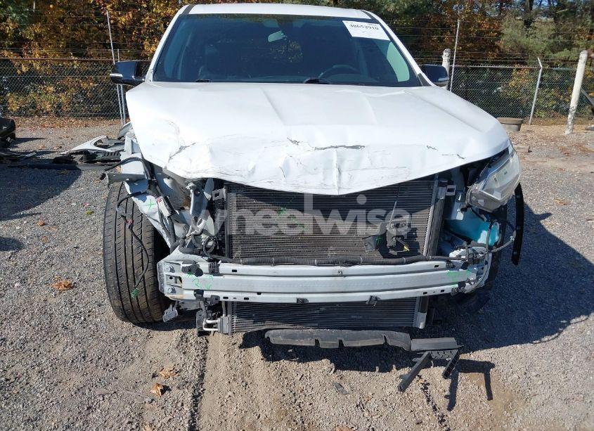 Photo 6 of 2019 Chevrolet Traverse 3LT (VIN 1GNEVHKW7KJ311243)