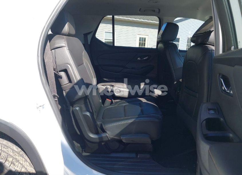 Photo 8 of 2019 Chevrolet Traverse 3LT (VIN 1GNEVHKW7KJ311243)