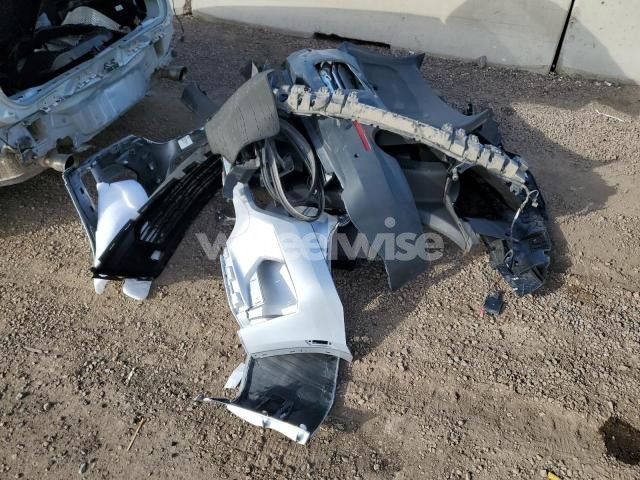 Photo 11 of 2022 CHEVROLET TRAVERSE LT (VIN 1GNEVHKW7NJ112858)