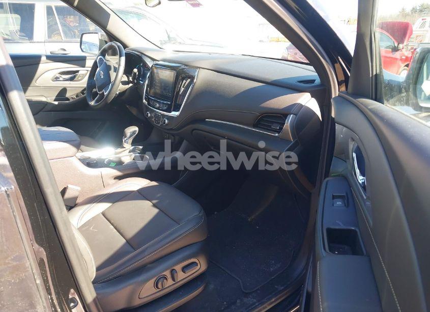 Photo 5 of 2023 Chevrolet Traverse AWD LT LEATHER (VIN 1GNEVHKW7PJ260835)