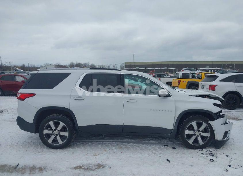Photo 13 of 2018 Chevrolet Traverse 3LT (VIN 1GNEVHKW8JJ134412)