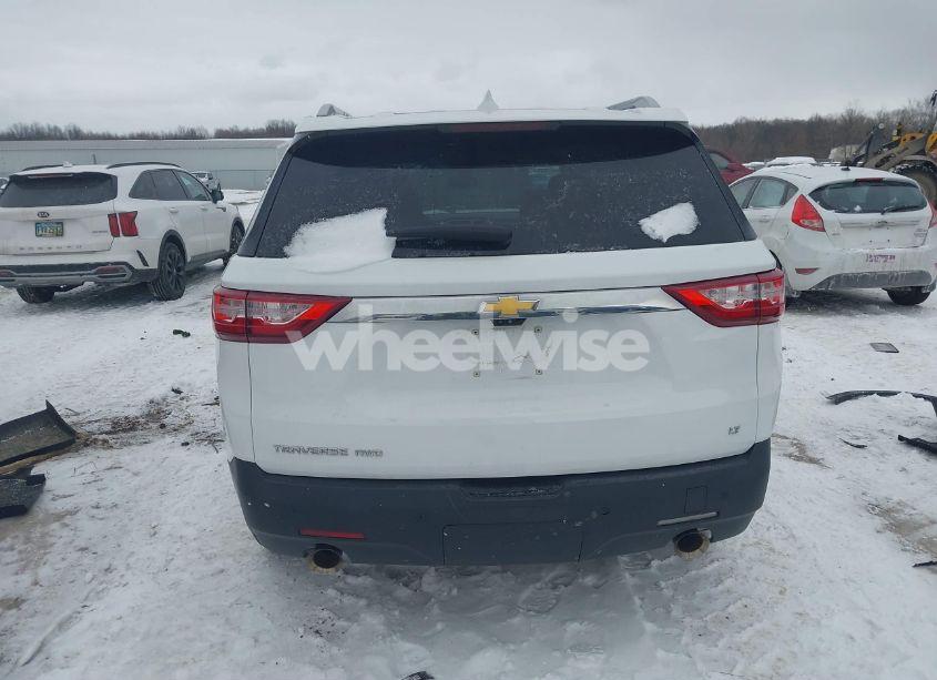 Photo 16 of 2018 Chevrolet Traverse 3LT (VIN 1GNEVHKW8JJ134412)