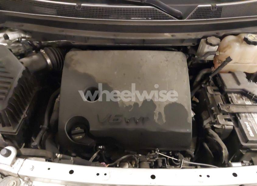 Photo 10 of 2018 Chevrolet Traverse 3LT (VIN 1GNEVHKW8JJ134684)