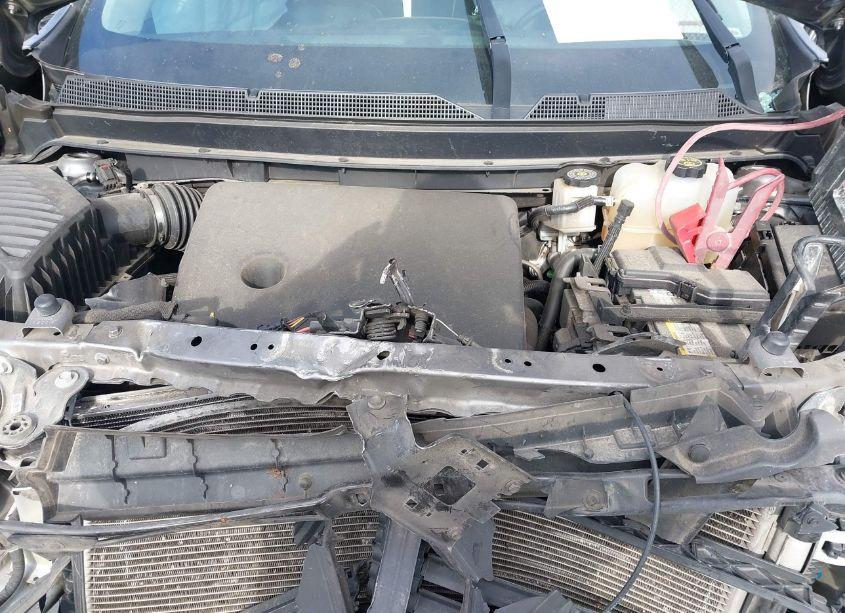 Photo 10 of 2019 Chevrolet Traverse 3LT (VIN 1GNEVHKW8KJ237587)