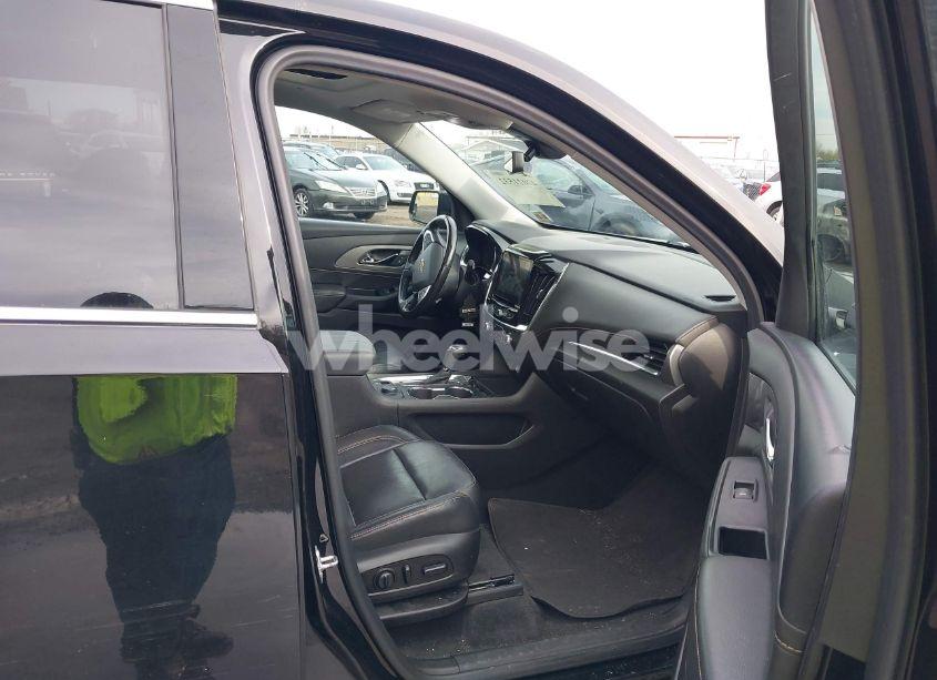Photo 5 of 2020 Chevrolet Traverse AWD LT LEATHER (VIN 1GNEVHKW8LJ238661)