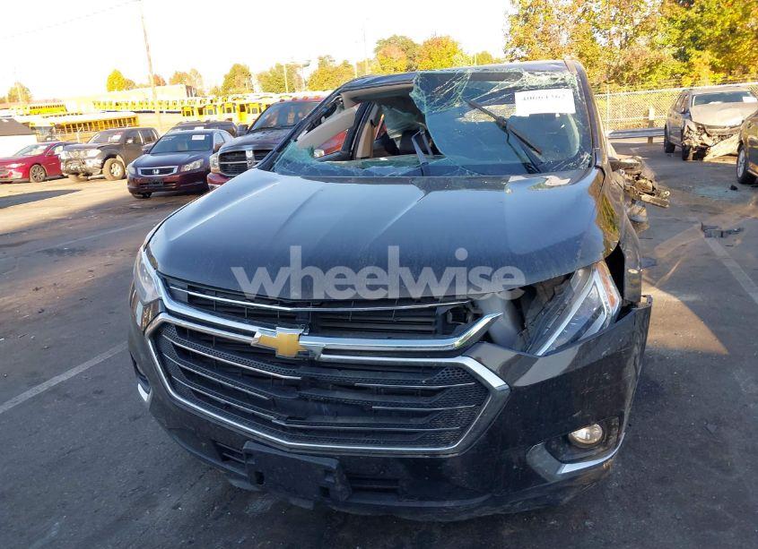 Photo 12 of 2018 Chevrolet Traverse 3LT (VIN 1GNEVHKW9JJ196398)