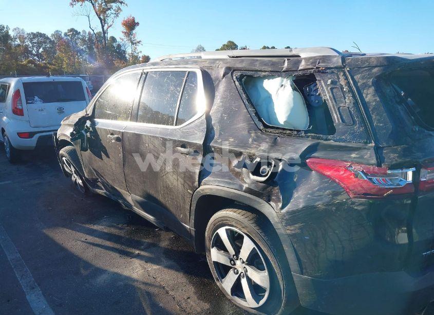 Photo 6 of 2018 Chevrolet Traverse 3LT (VIN 1GNEVHKW9JJ196398)