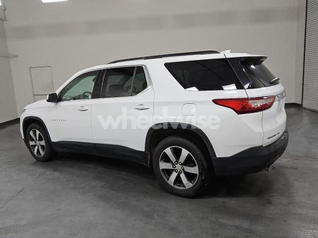 Photo 6 of 2019 CHEVROLET TRAVERSE LT (VIN 1GNEVHKW9KJ154394)