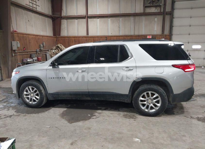 Photo 14 of 2019 Chevrolet Traverse 3LT (VIN 1GNEVHKW9KJ174998)