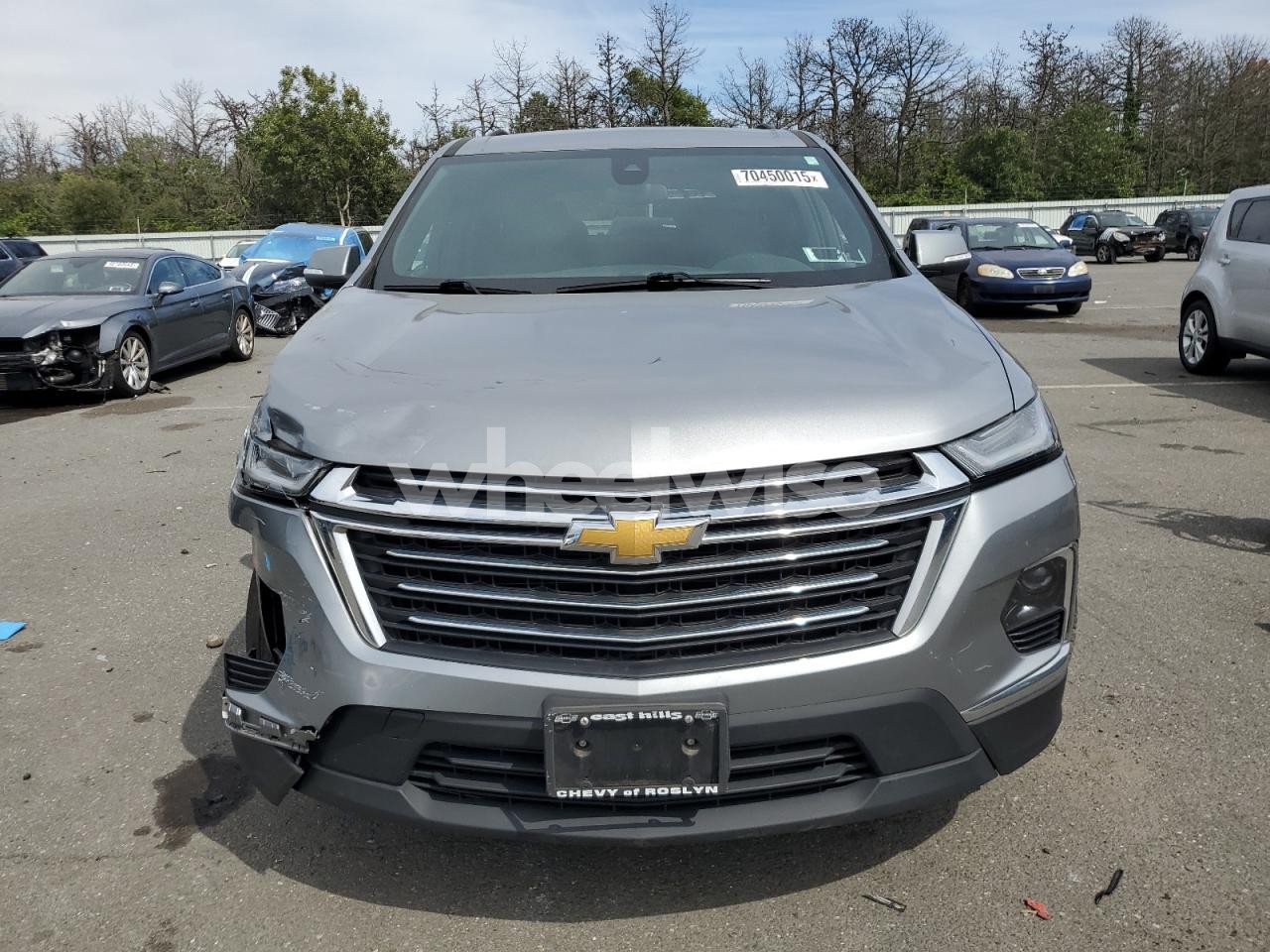 Photo 5 of 2023 CHEVROLET TRAVERSE LT (VIN 1GNEVHKW9PJ210874)
