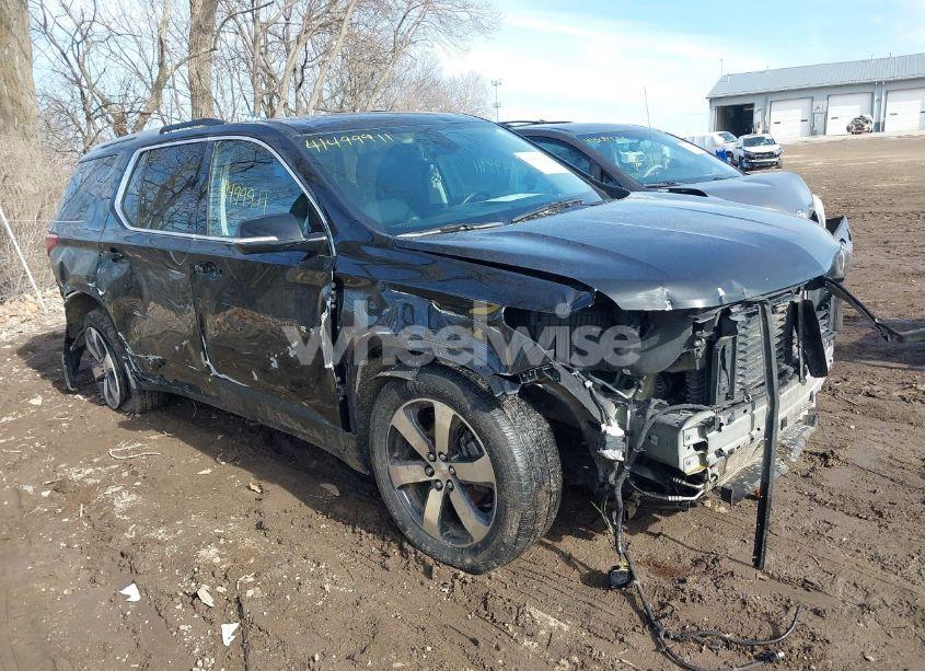 2018 Chevrolet Traverse 3LT (VIN 1GNEVHKWXJJ199472) main photo