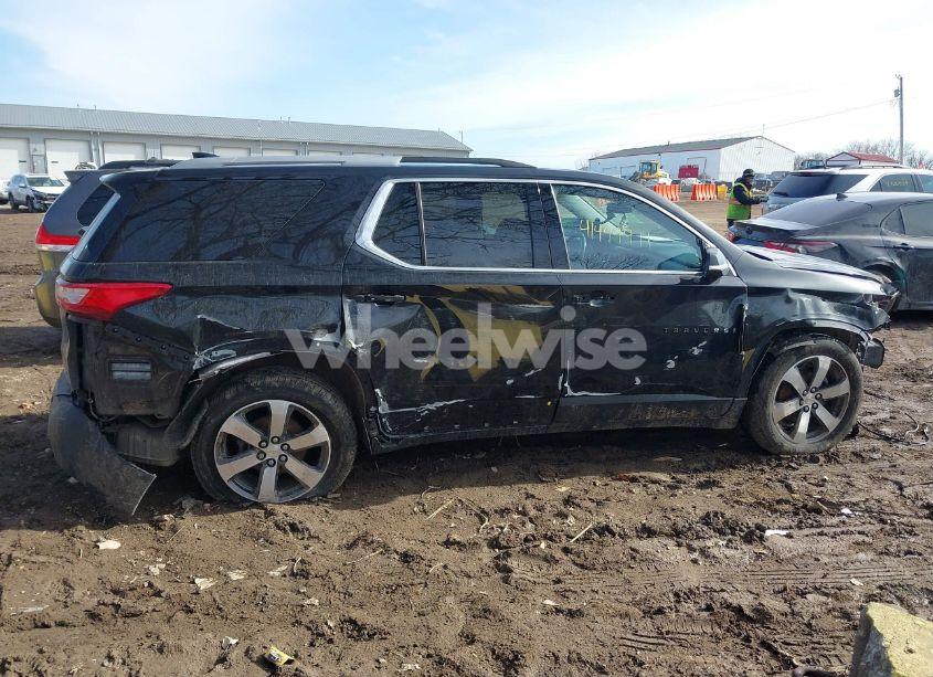 Photo 13 of 2018 Chevrolet Traverse 3LT (VIN 1GNEVHKWXJJ199472)