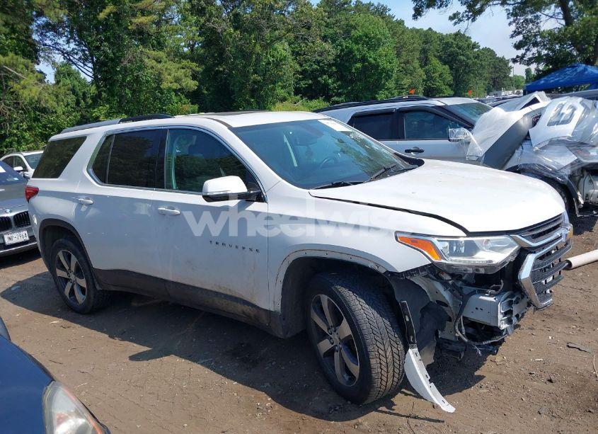 Photo 13 of 2018 Chevrolet Traverse 3LT (VIN 1GNEVHKWXJJ225035)