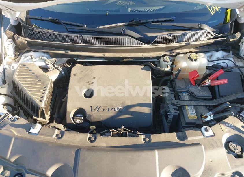 Photo 10 of 2018 Chevrolet Traverse 3LT (VIN 1GNEVHKWXJJ259900)