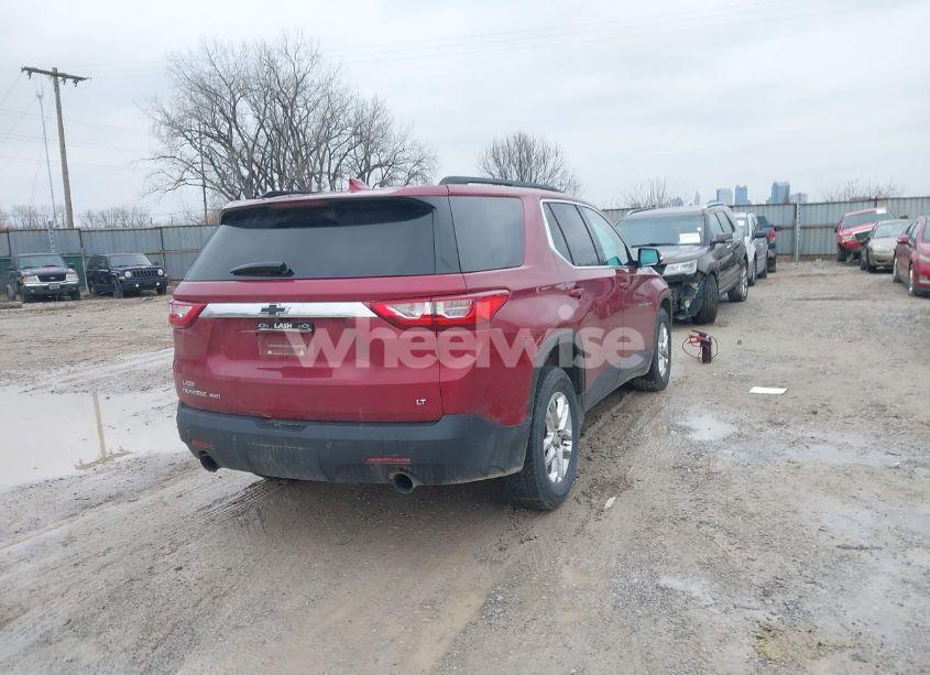 Photo 4 of 2020 Chevrolet Traverse LT (VIN 1GNEVHKWXLJ306281)