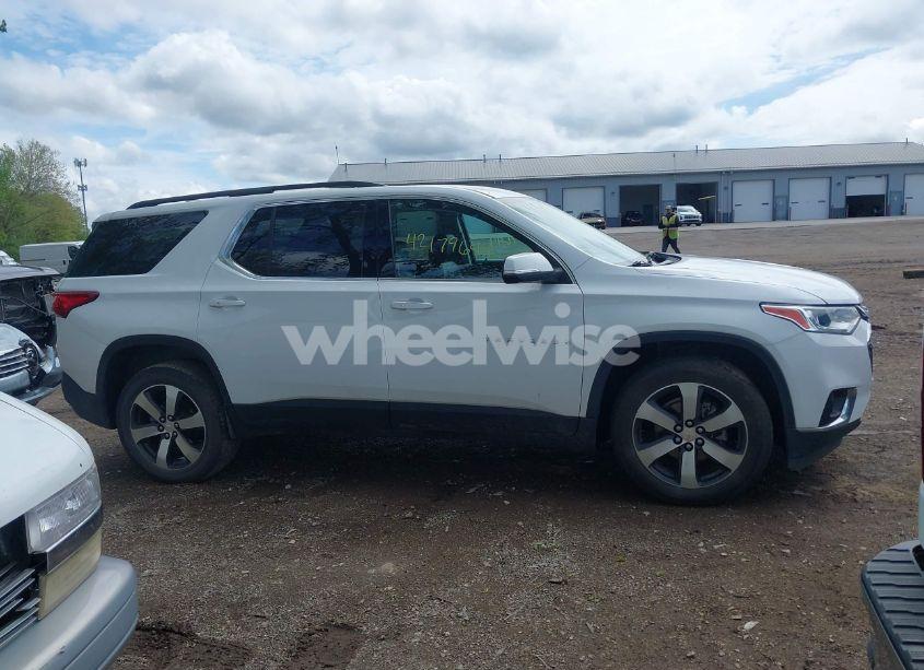 Photo 13 of 2021 Chevrolet Traverse AWD LT LEATHER (VIN 1GNEVHKWXMJ140149)