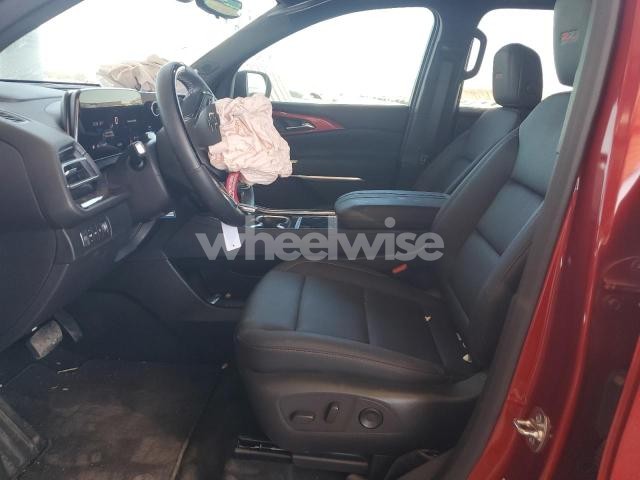 Photo 12 of 2024 CHEVROLET TRAVERSE LT Z71 (VIN 1GNEVJKS5RJ221670)