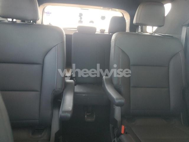 Photo 2 of 2024 CHEVROLET TRAVERSE LT Z71 (VIN 1GNEVJKS5RJ221670)