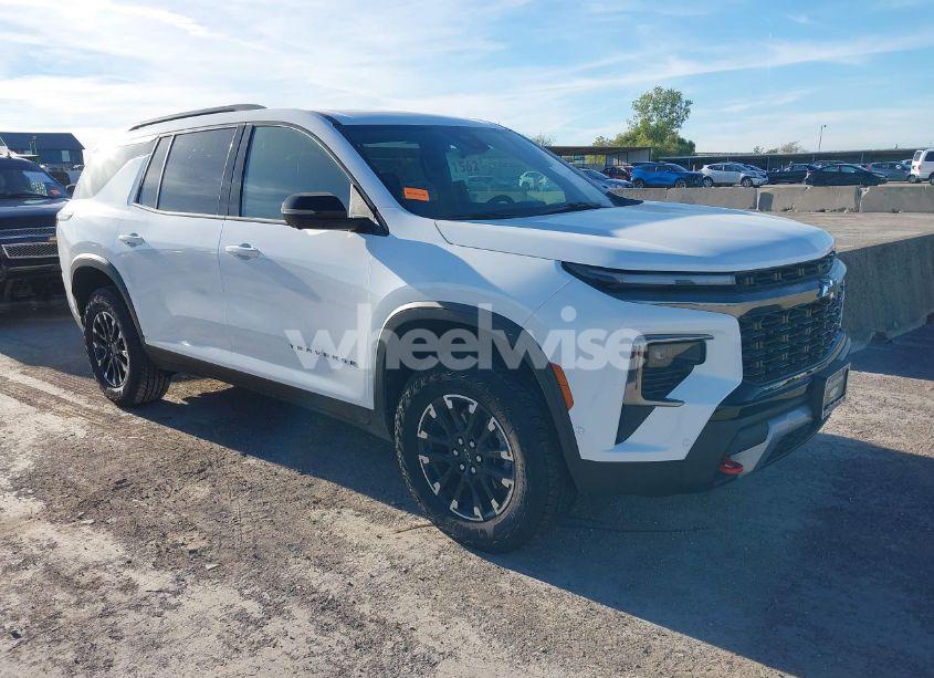 2024 Chevrolet Traverse AWD Z71 (VIN 1GNEVJKS6RJ142993) main photo
