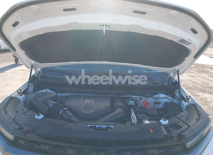 Photo 10 of 2024 Chevrolet Traverse AWD Z71 (VIN 1GNEVJKS6RJ142993)