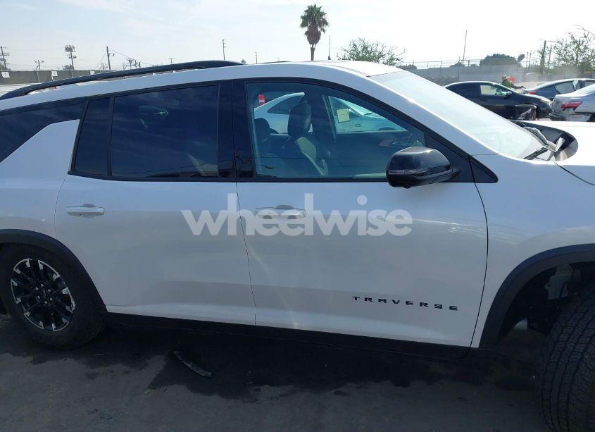 Photo 13 of 2024 Chevrolet Traverse AWD Z71 (VIN 1GNEVJKS6RJ189232)