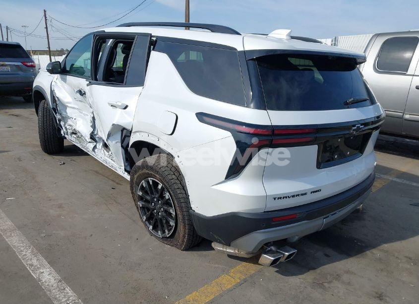 Photo 3 of 2024 Chevrolet Traverse AWD Z71 (VIN 1GNEVJKS6RJ189232)