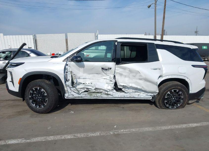 Photo 6 of 2024 Chevrolet Traverse AWD Z71 (VIN 1GNEVJKS6RJ189232)