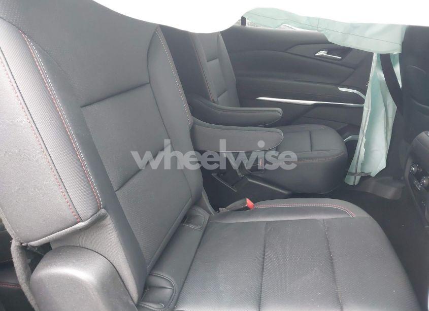 Photo 8 of 2024 Chevrolet Traverse AWD Z71 (VIN 1GNEVJKS7RJ197307)