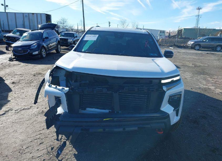 Photo 13 of 2024 Chevrolet Traverse AWD Z71 (VIN 1GNEVJKS7RJ205065)