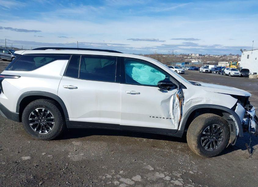 Photo 14 of 2024 Chevrolet Traverse AWD Z71 (VIN 1GNEVJKS7RJ205065)