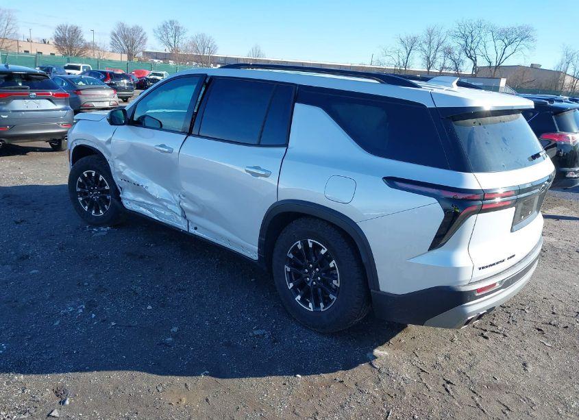 Photo 3 of 2024 Chevrolet Traverse AWD Z71 (VIN 1GNEVJKS7RJ205065)