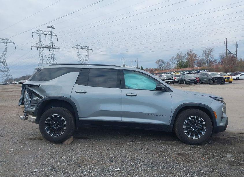 Photo 14 of 2024 Chevrolet Traverse AWD Z71 (VIN 1GNEVJKS8RJ147726)