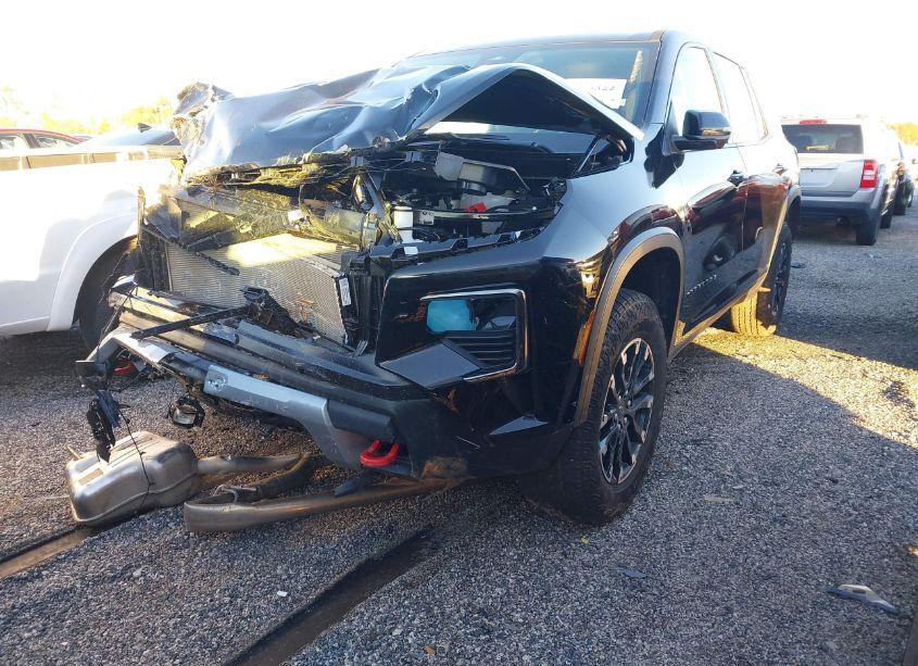 Photo 2 of 2024 Chevrolet Traverse AWD Z71 (VIN 1GNEVJKS9RJ236902)