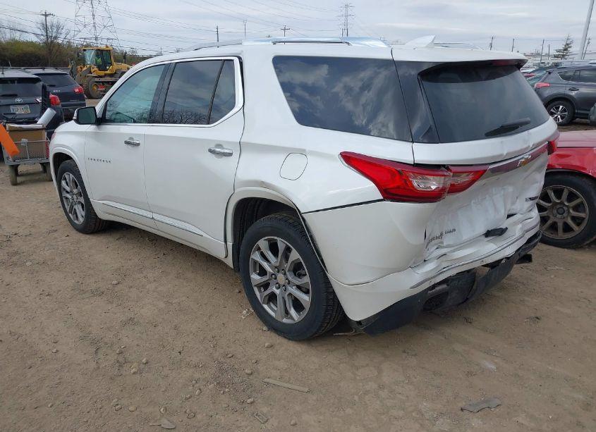Photo 3 of 2018 Chevrolet Traverse PREMIER (VIN 1GNEVJKW0JJ134766)