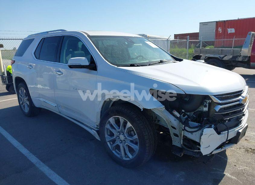 2018 Chevrolet Traverse PREMIER (VIN 1GNEVJKW0JJ164995) main photo