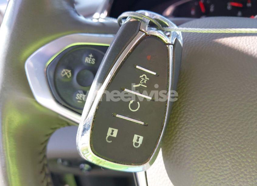 Photo 11 of 2018 Chevrolet Traverse PREMIER (VIN 1GNEVJKW0JJ164995)