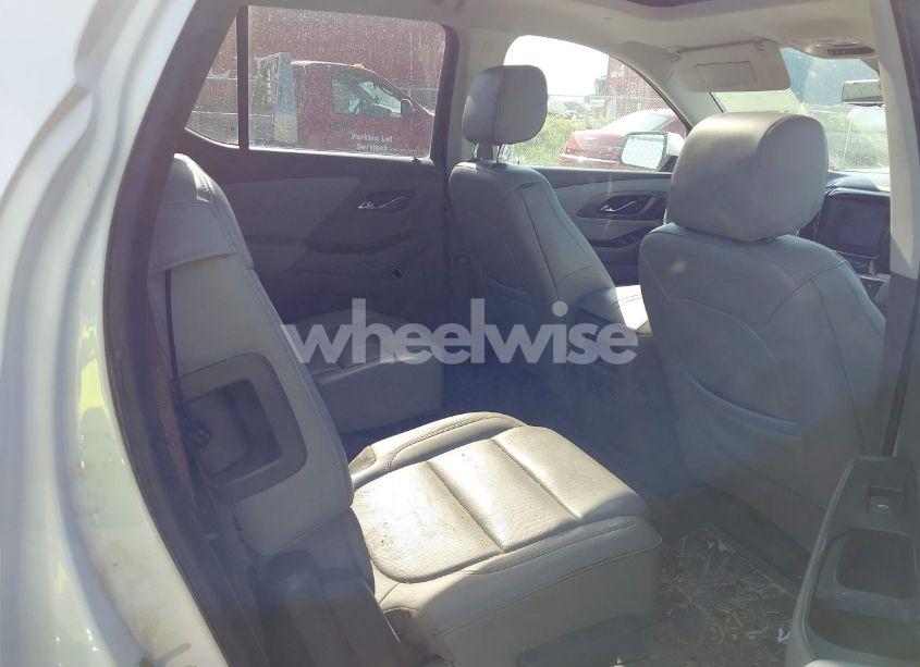 Photo 8 of 2018 Chevrolet Traverse PREMIER (VIN 1GNEVJKW0JJ164995)