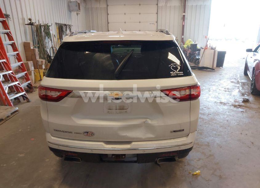 Photo 16 of 2018 Chevrolet Traverse PREMIER (VIN 1GNEVJKW1JJ173138)