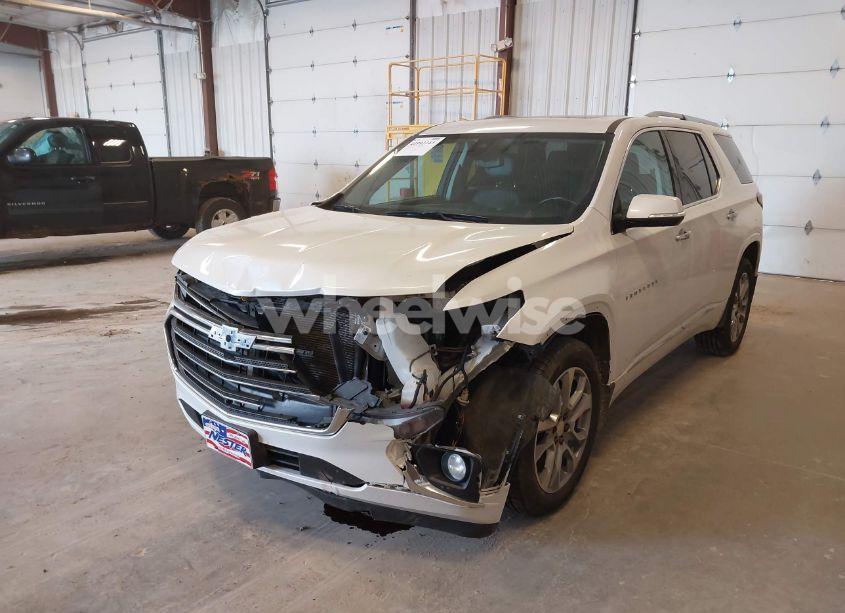 Photo 6 of 2018 Chevrolet Traverse PREMIER (VIN 1GNEVJKW1JJ173138)