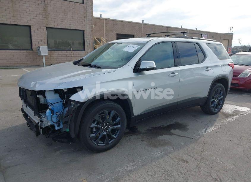 Photo 2 of 2021 Chevrolet Traverse AWD RS (VIN 1GNEVJKW1MJ183186)