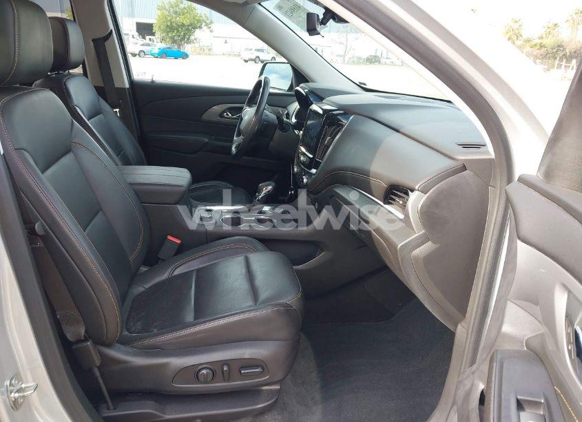 Photo 5 of 2021 Chevrolet Traverse AWD RS (VIN 1GNEVJKW1MJ183186)