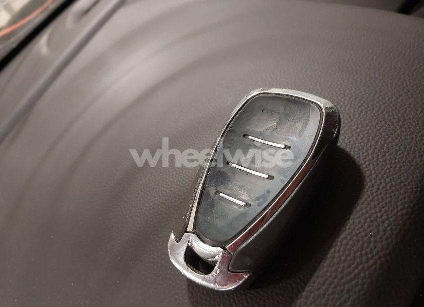 Photo 11 of 2019 Chevrolet Traverse RS (VIN 1GNEVJKW2KJ286209)